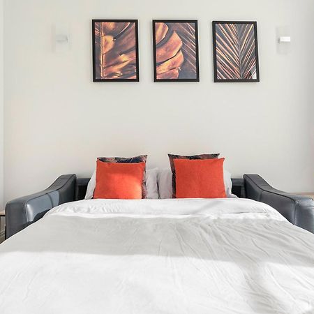 Modern Aptmt, 2 Stops To Central London, Smart Lock, Netflix Ealing kerület Kültér fotó