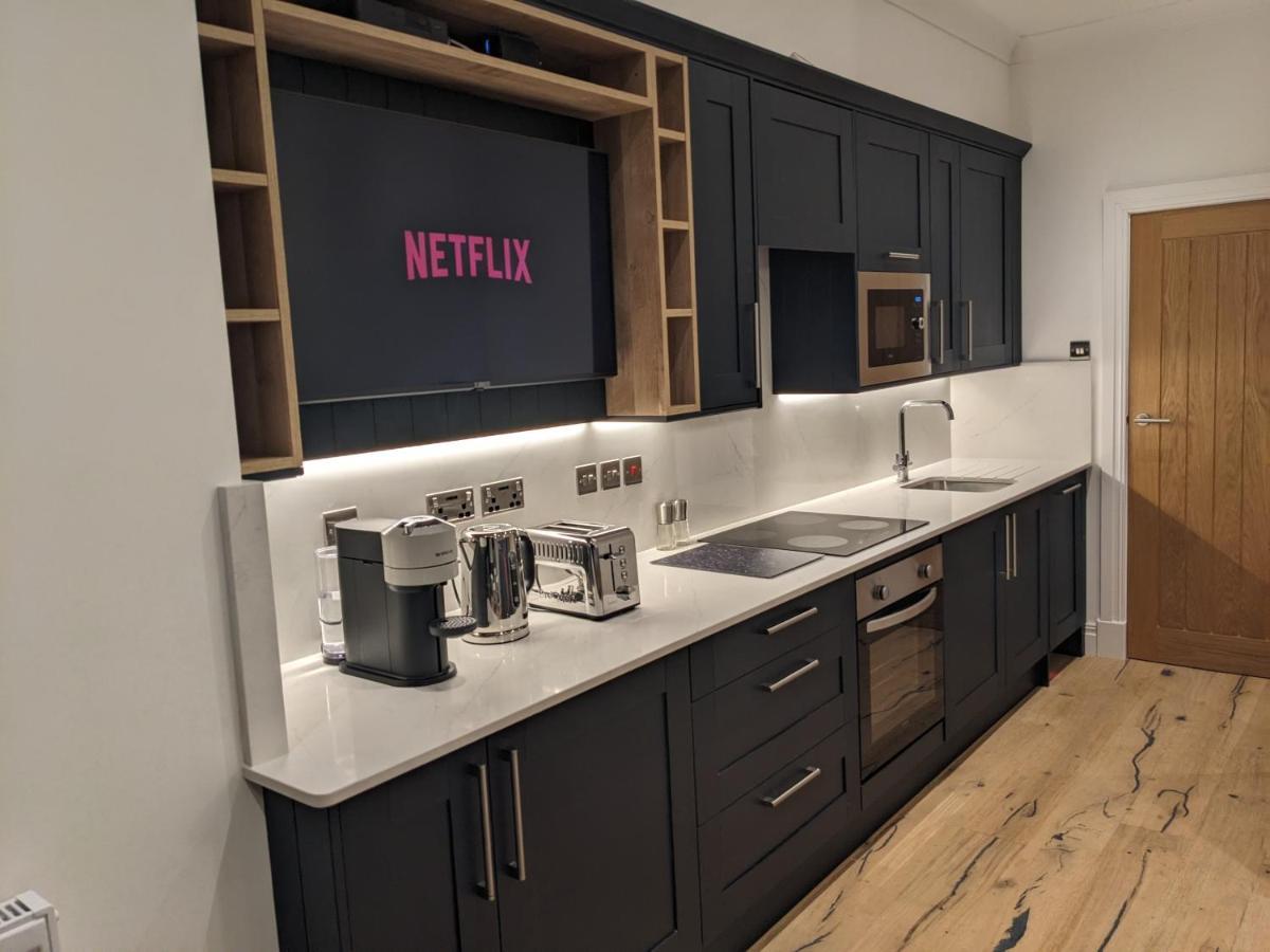 Modern Aptmt, 2 Stops To Central London, Smart Lock, Netflix Ealing kerület Kültér fotó