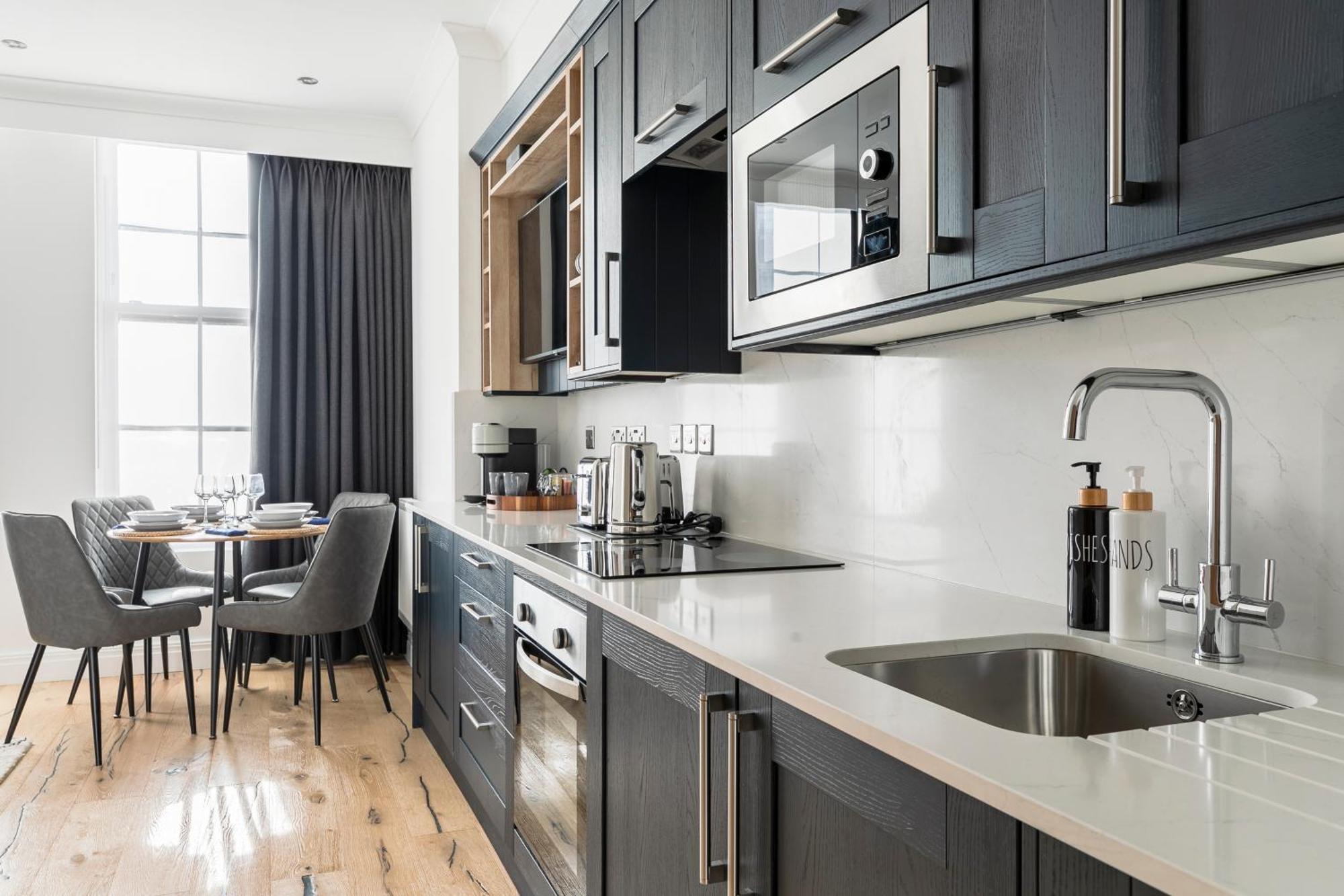 Modern Aptmt, 2 Stops To Central London, Smart Lock, Netflix Ealing kerület Kültér fotó